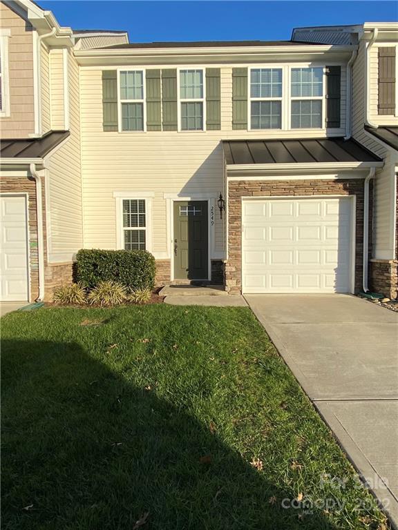 2549 Silverthorn Drive Charlotte NC 28273
