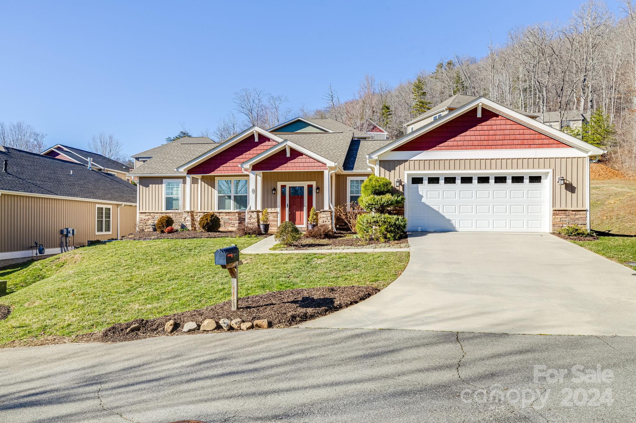 8 Nectar Way Swannanoa NC 28778