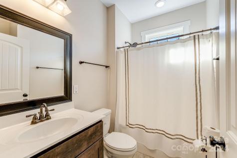 8 Nectar Way Swannanoa NC 28778
