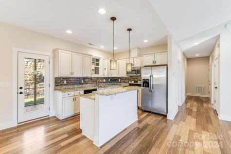8 Nectar Way Swannanoa NC 28778
