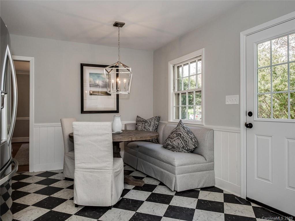 2711 Inverness Road Charlotte NC 28209