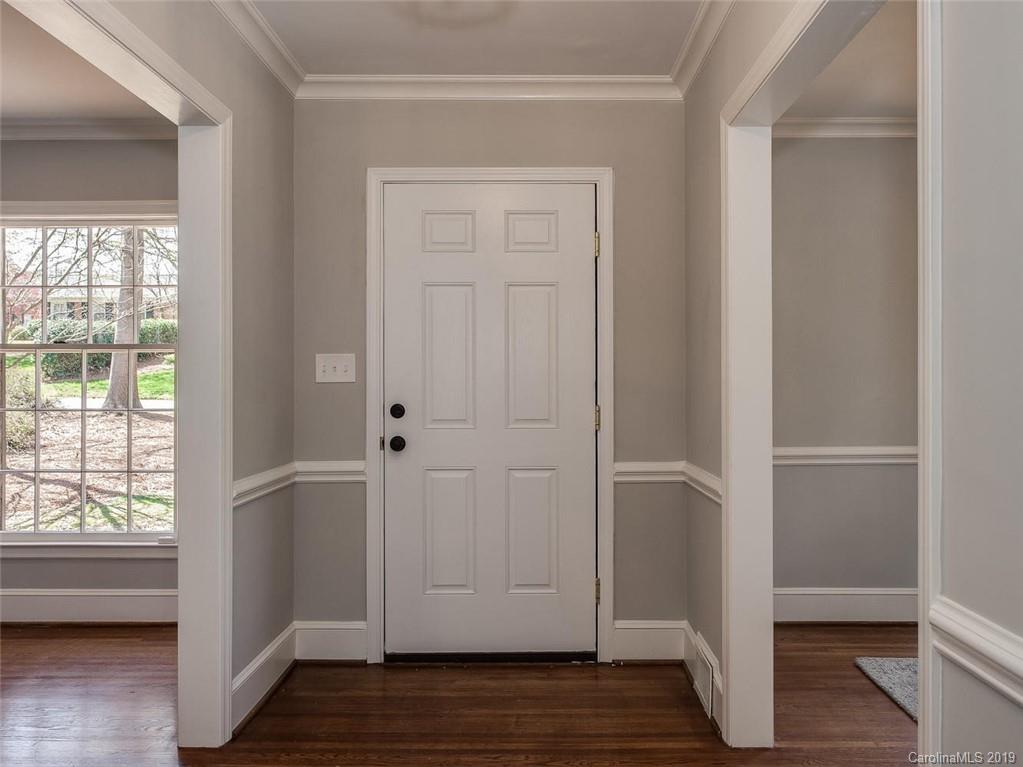 2711 Inverness Road Charlotte NC 28209