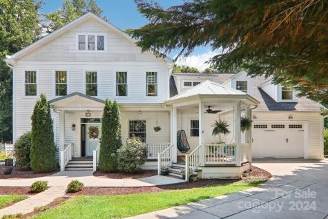 212 Ginseng Lane Hendersonville NC 28791
