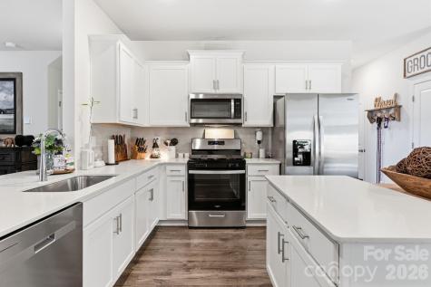 147 Ashelyn Park Drive Fletcher NC 28732