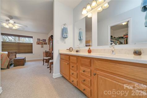 126 Gasga Court Brevard NC 28712