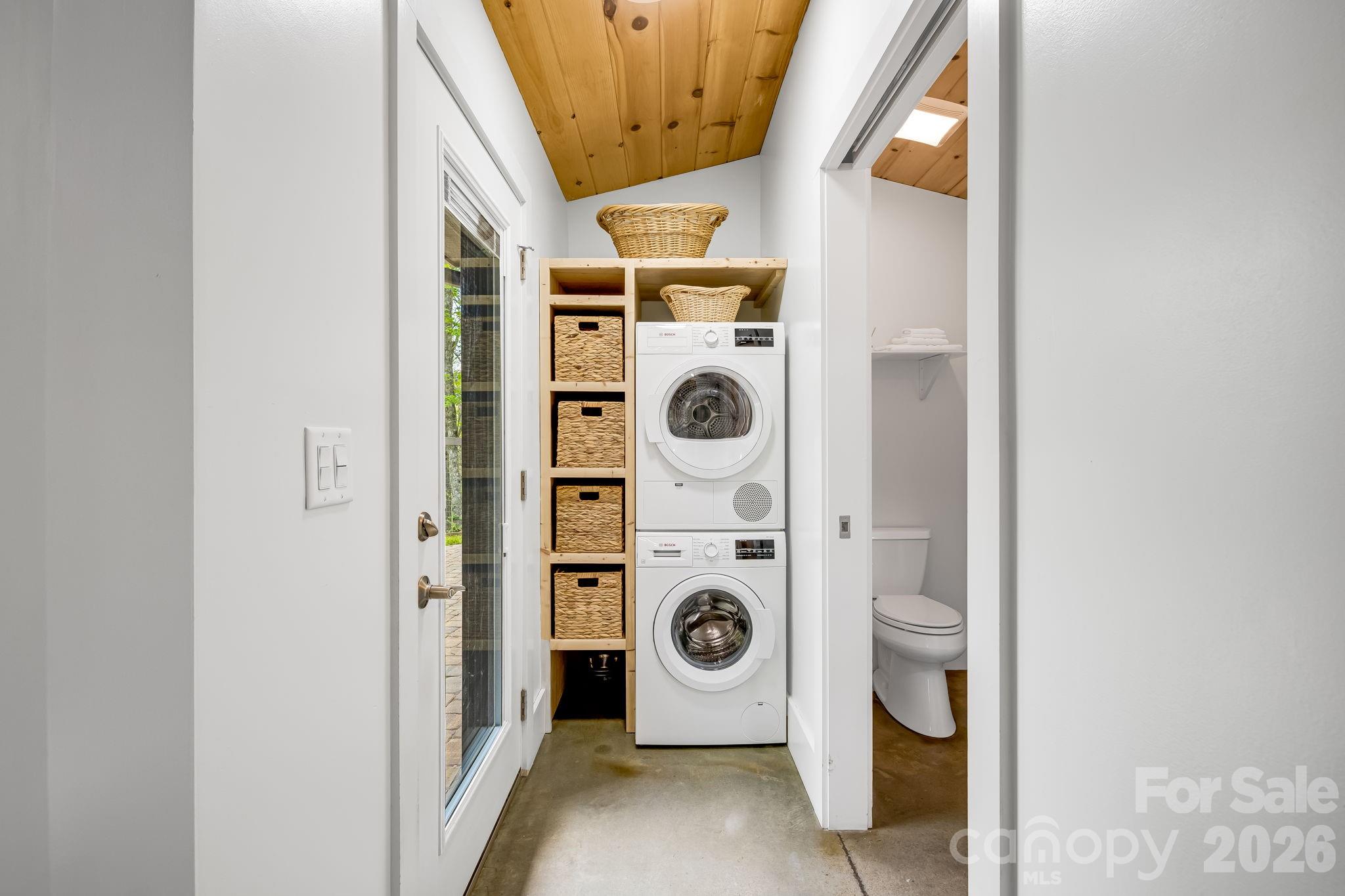 16 Caddis Court Marshall NC 28753