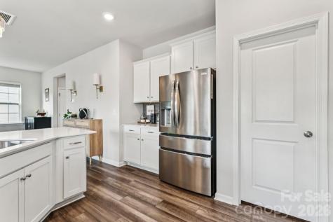 221 Shadowbrook Way Camden SC 29020