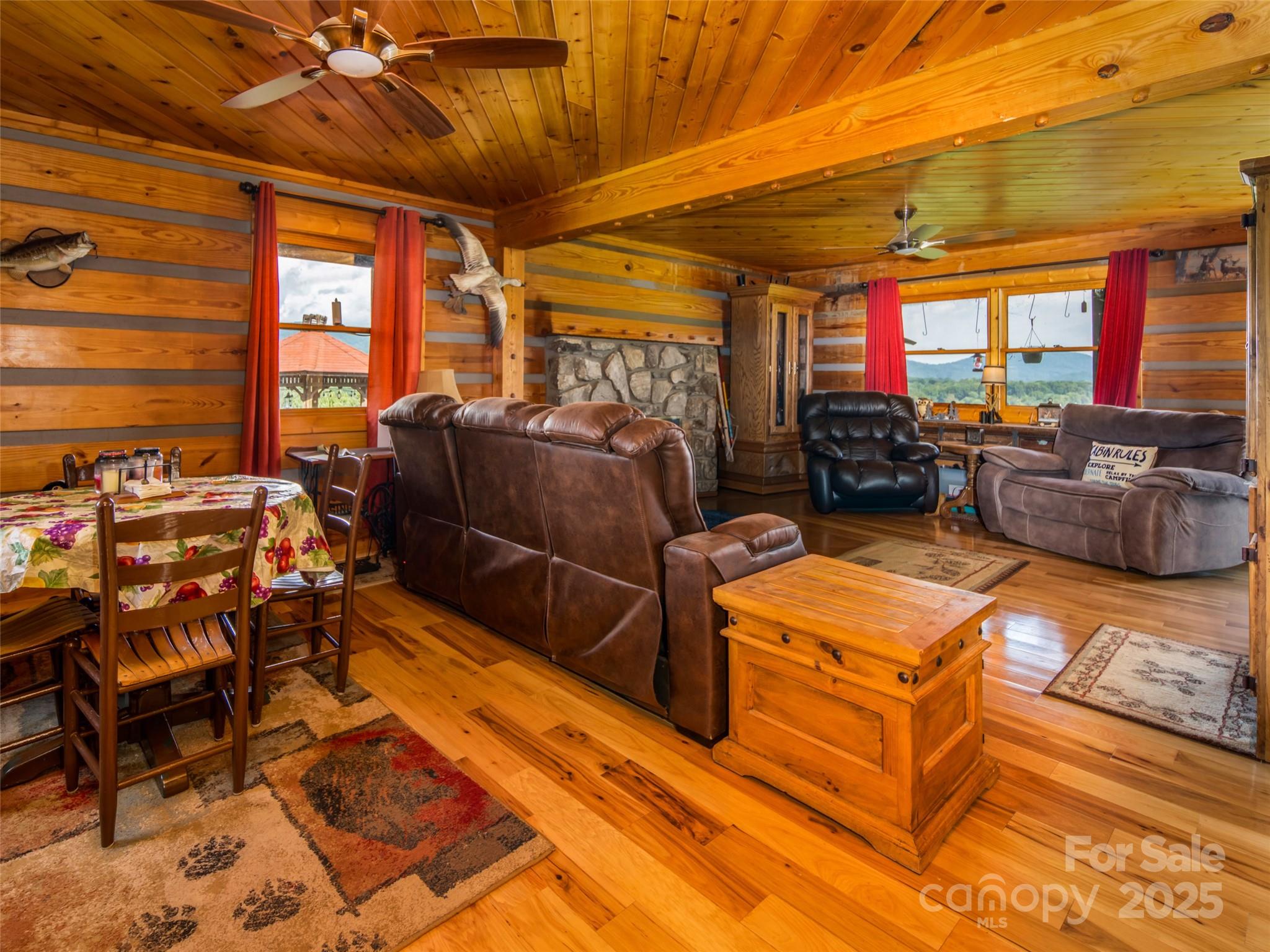 50 Holland Ridge Drive Candler NC 28715