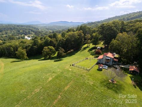 50 Holland Ridge Drive Candler NC 28715