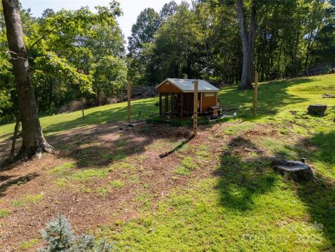 50 Holland Ridge Drive Candler NC 28715