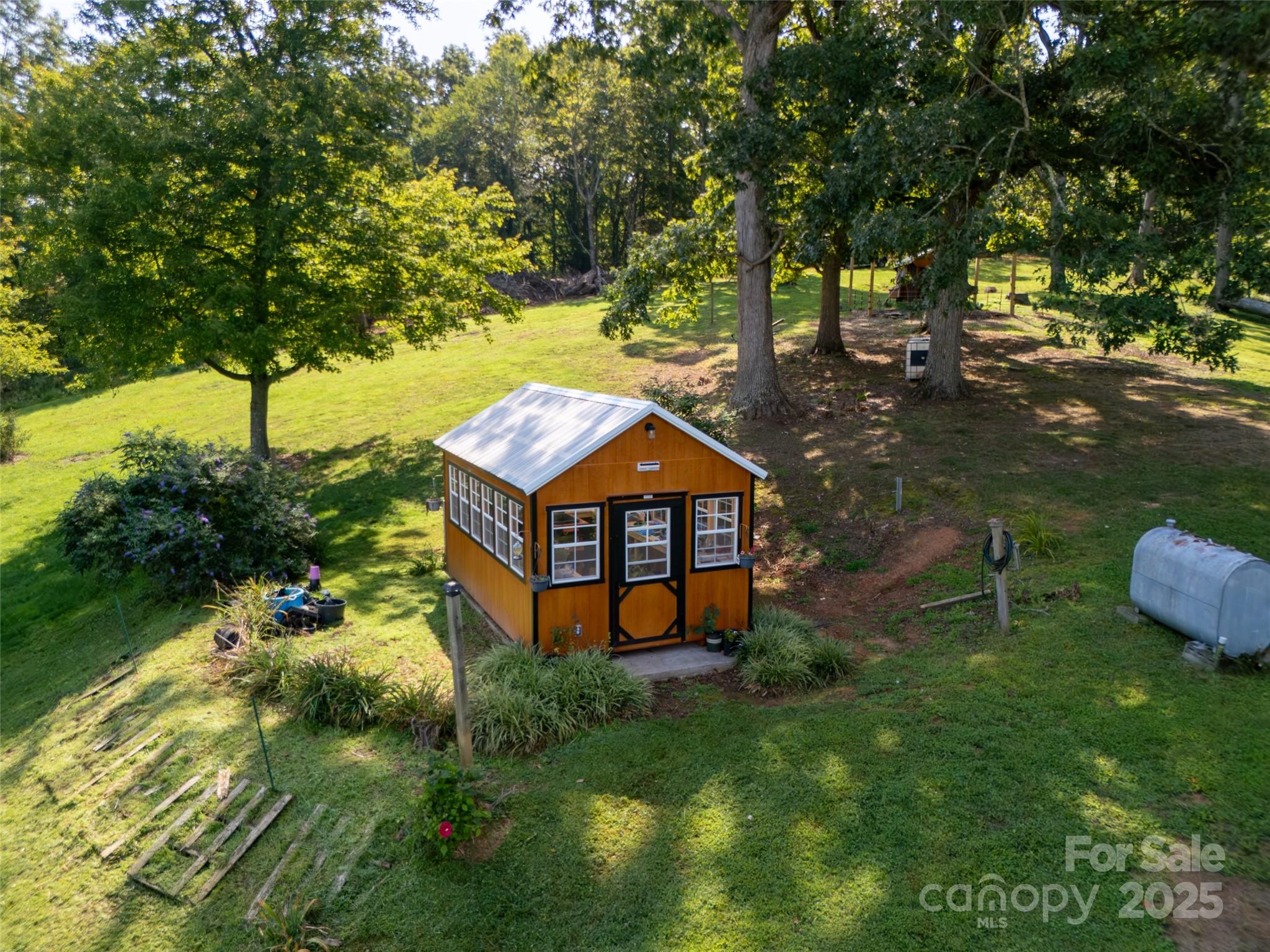 50 Holland Ridge Drive Candler NC 28715