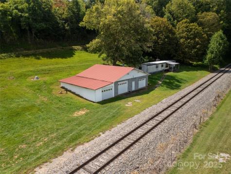 50 Holland Ridge Drive Candler NC 28715