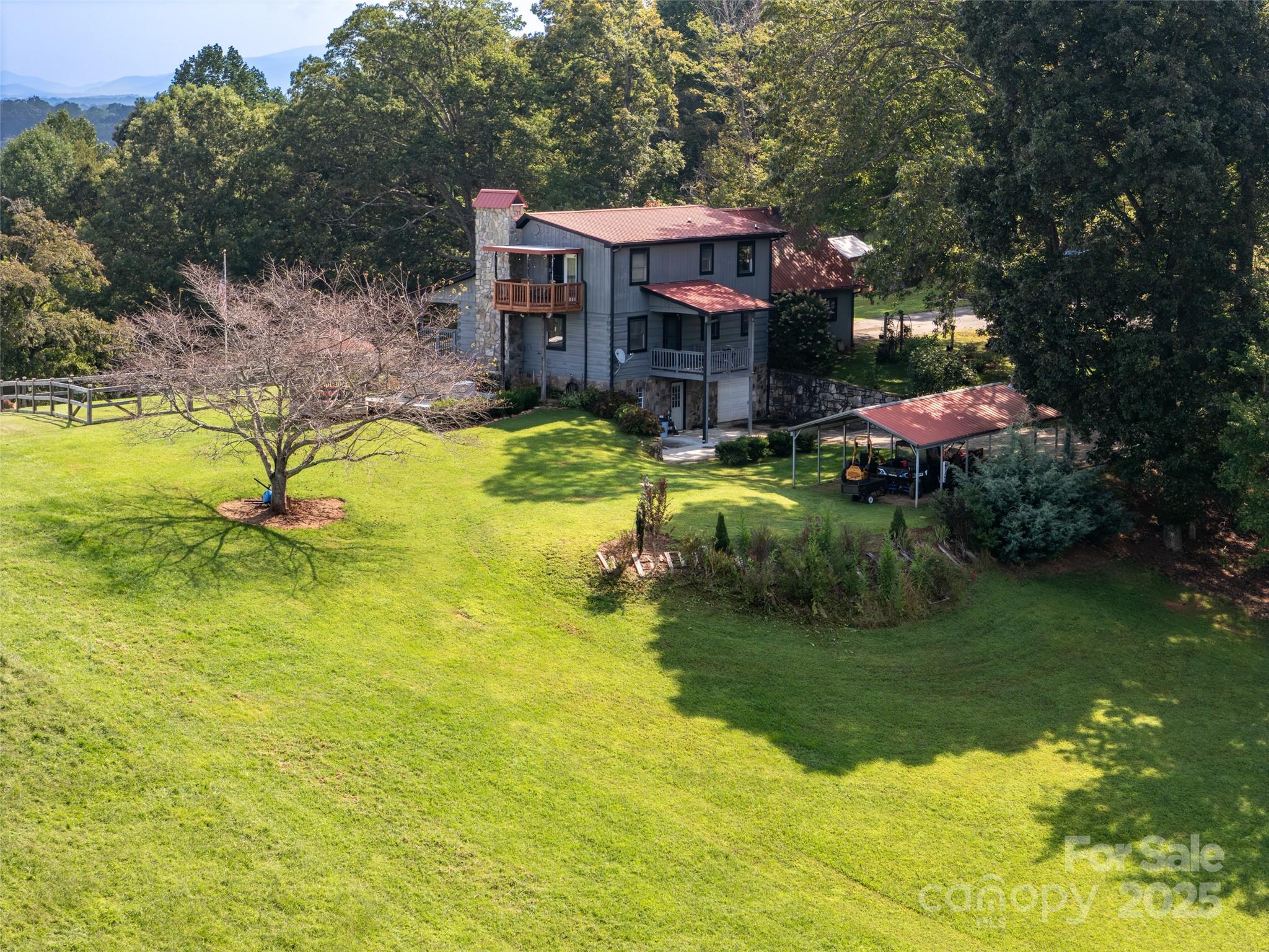 50 Holland Ridge Drive Candler NC 28715