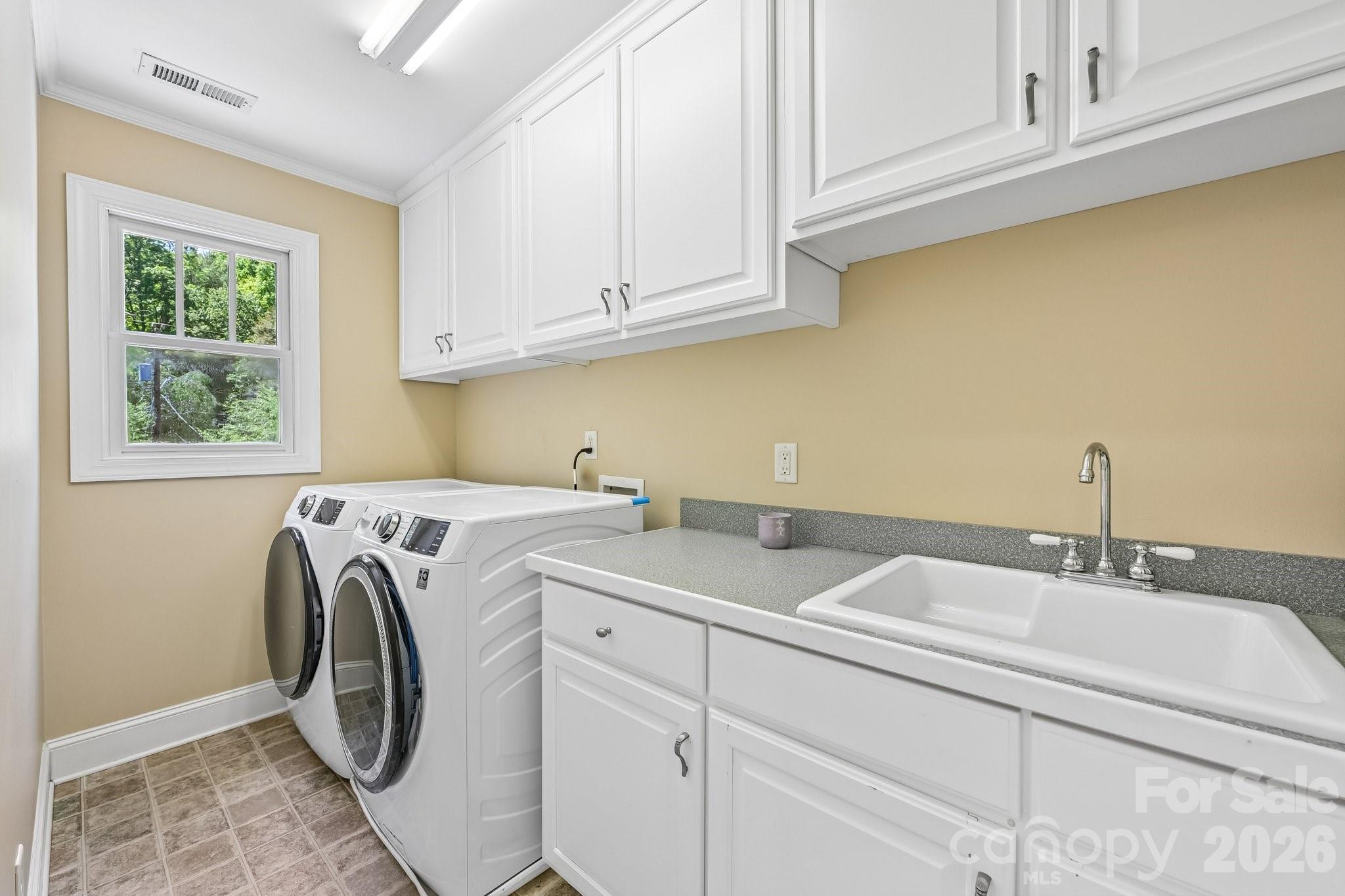 209 37th Avenue Place NW Hickory NC 28601