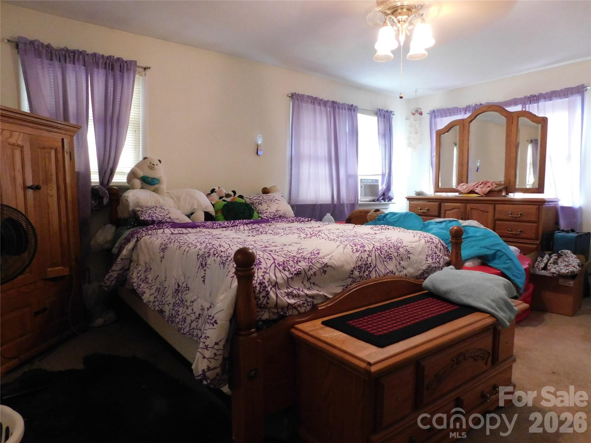 124 Jeff Street Hendersonville NC 28739