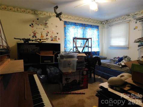 124 Jeff Street Hendersonville NC 28739