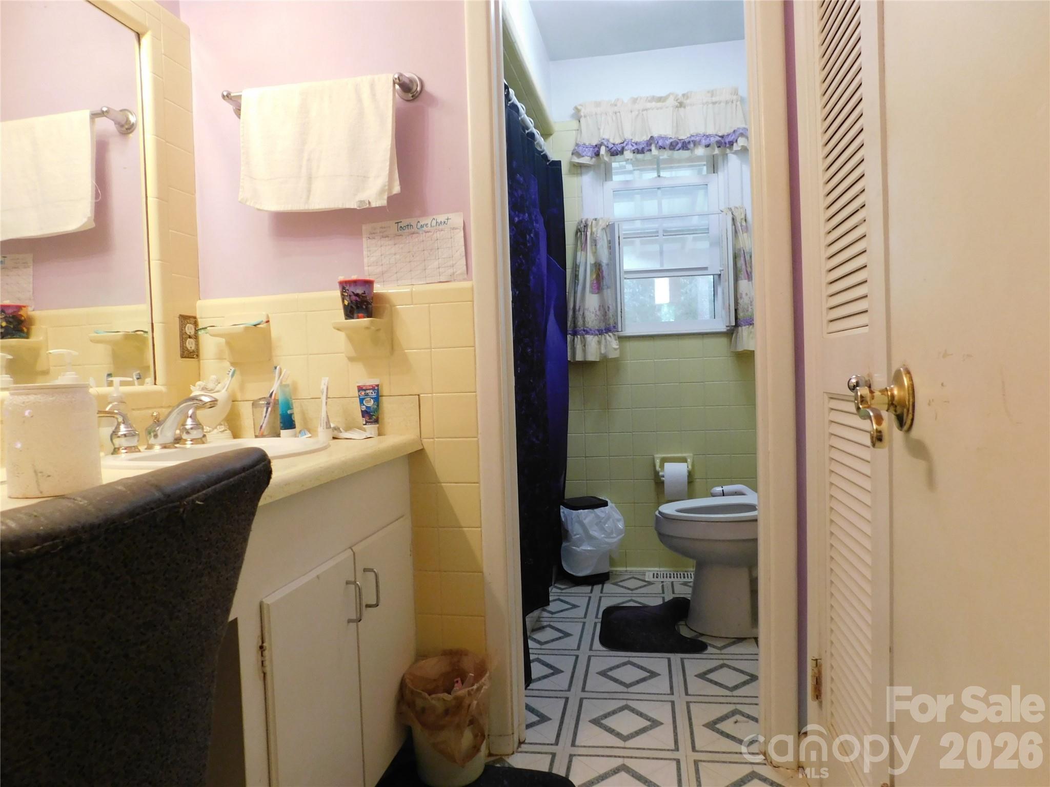 124 Jeff Street Hendersonville NC 28739
