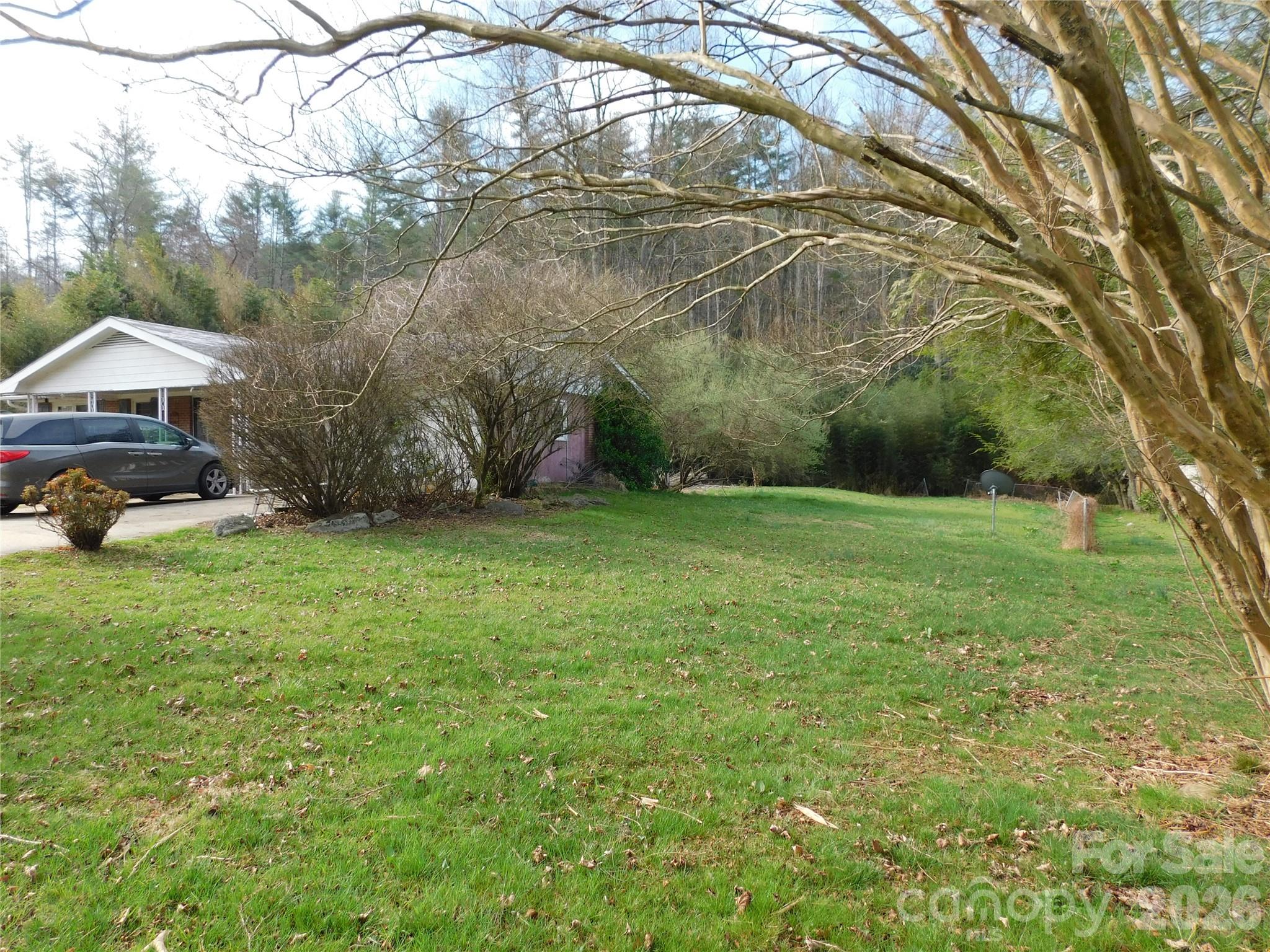 124 Jeff Street Hendersonville NC 28739