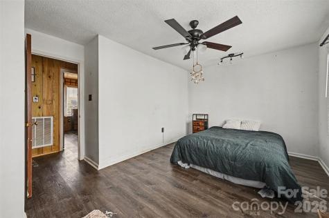 5495 Pine Ridge Drive Connelly Springs NC 28612