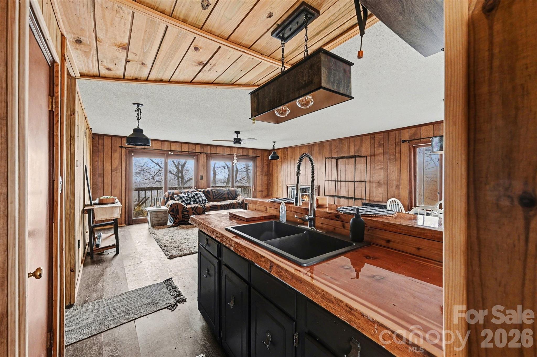 5495 Pine Ridge Drive Connelly Springs NC 28612