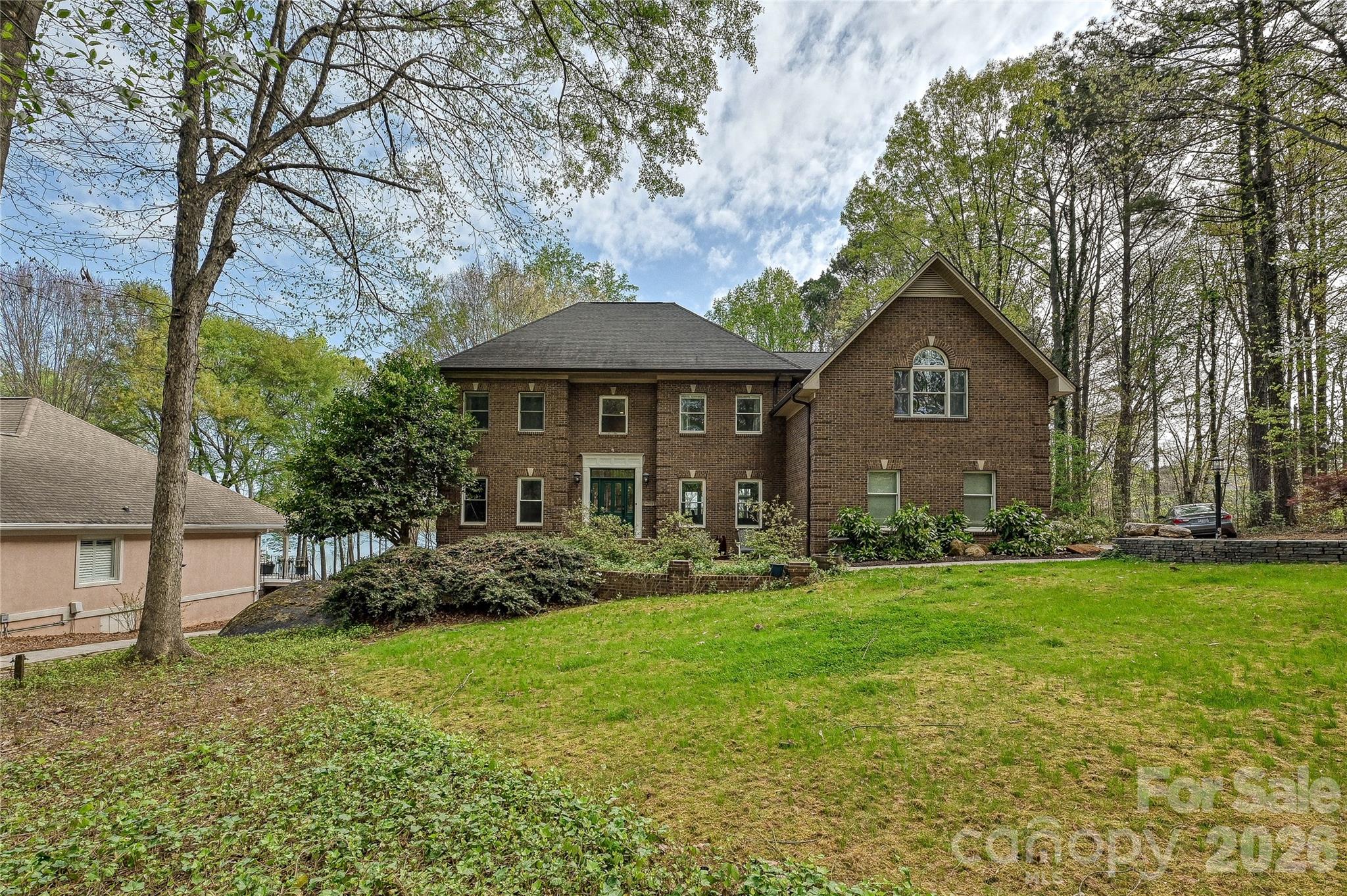 4841 Mountain Point Lane Charlotte NC 28216