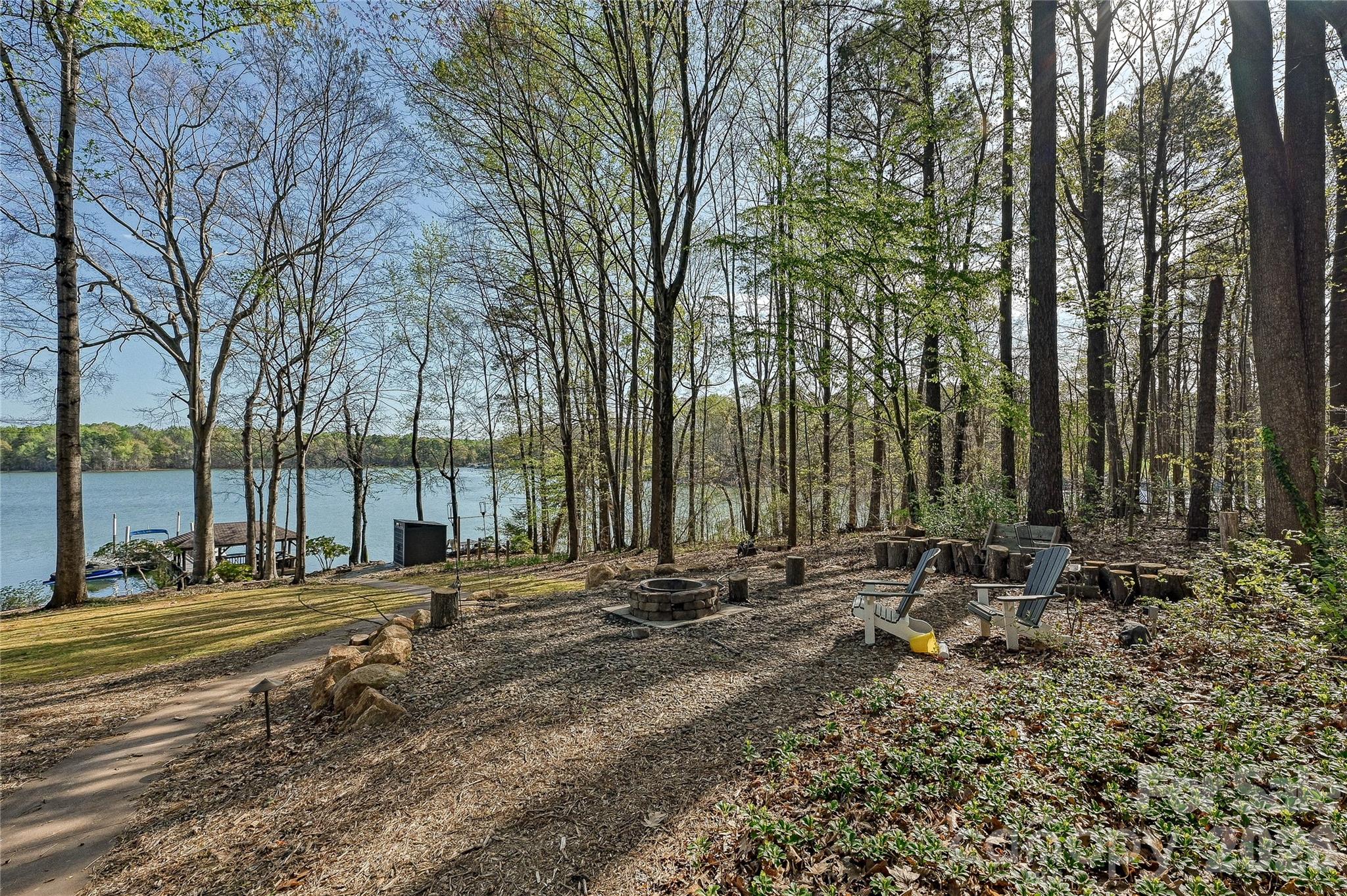 4841 Mountain Point Lane Charlotte NC 28216