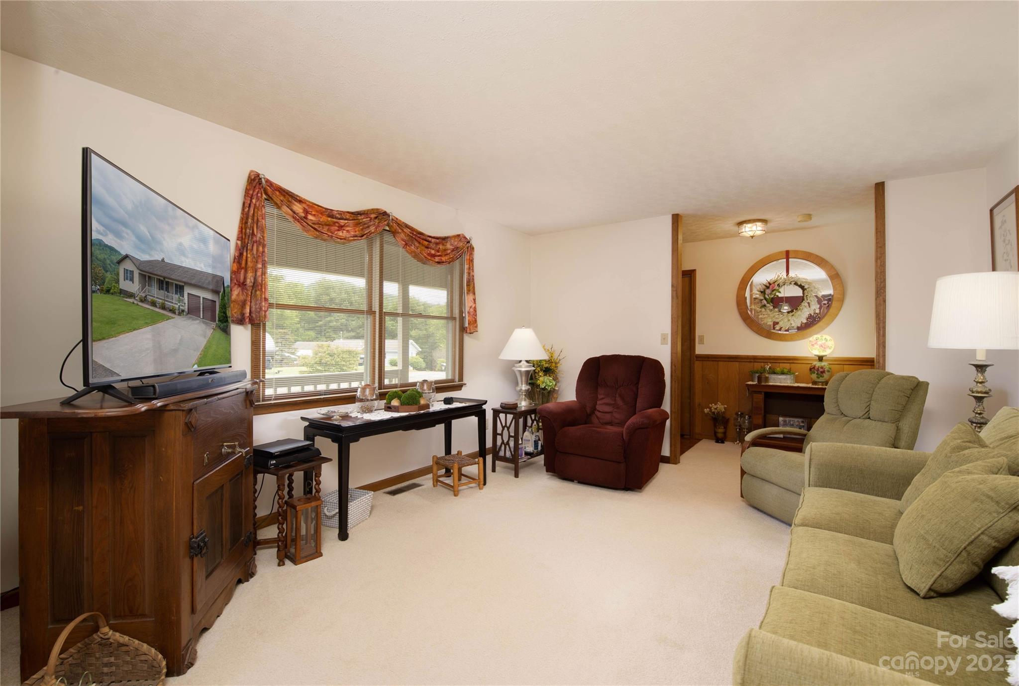 60 River Run Lane Burnsville NC 28714