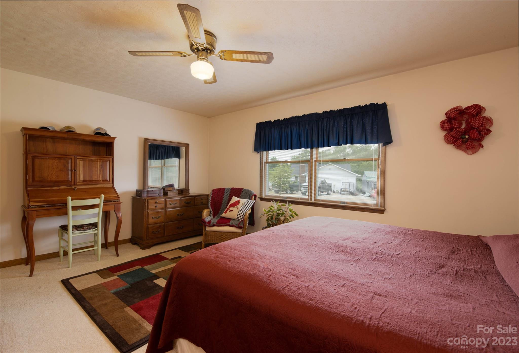 60 River Run Lane Burnsville NC 28714