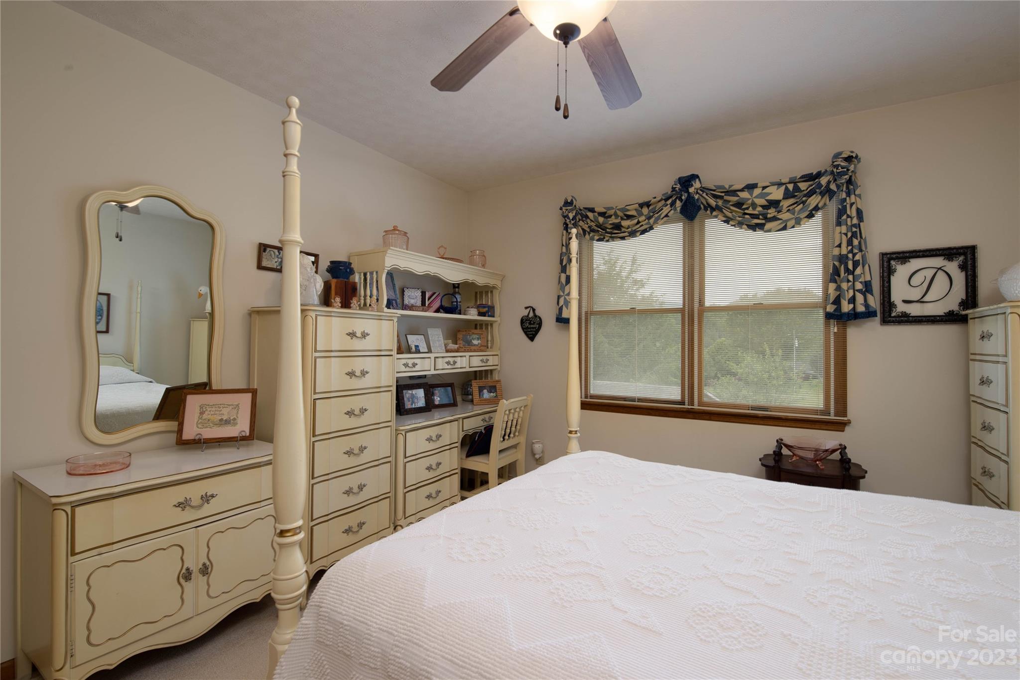 60 River Run Lane Burnsville NC 28714