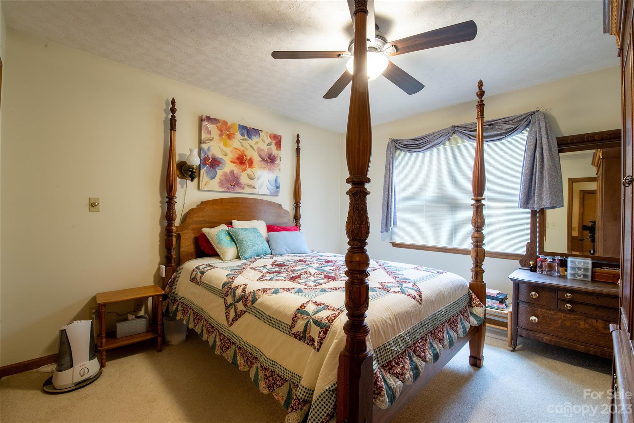 60 River Run Lane Burnsville NC 28714
