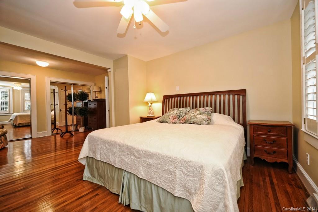 229 Tranquil Avenue Charlotte NC 28209
