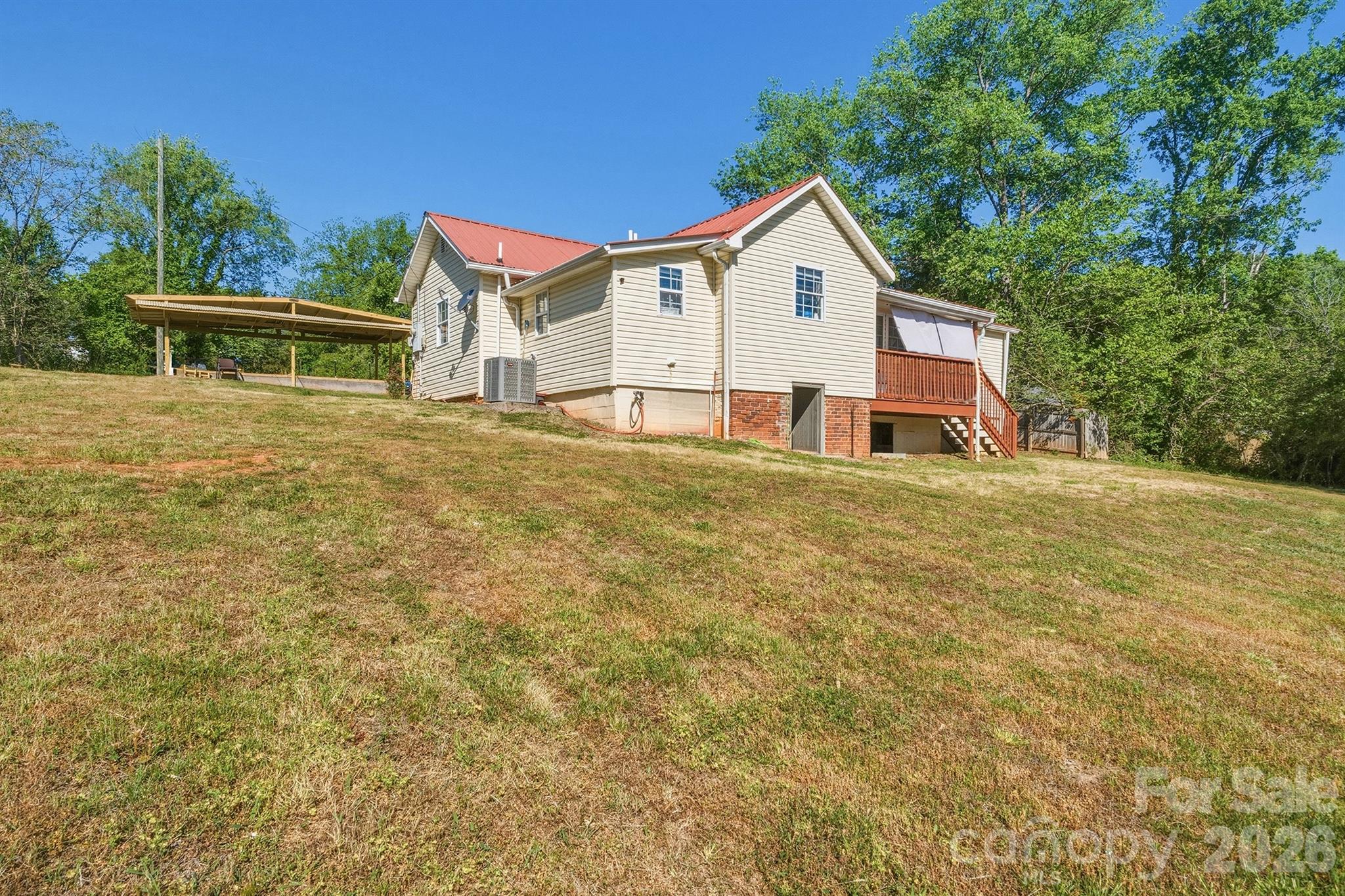 103 J A Ross Street Morganton NC 28655