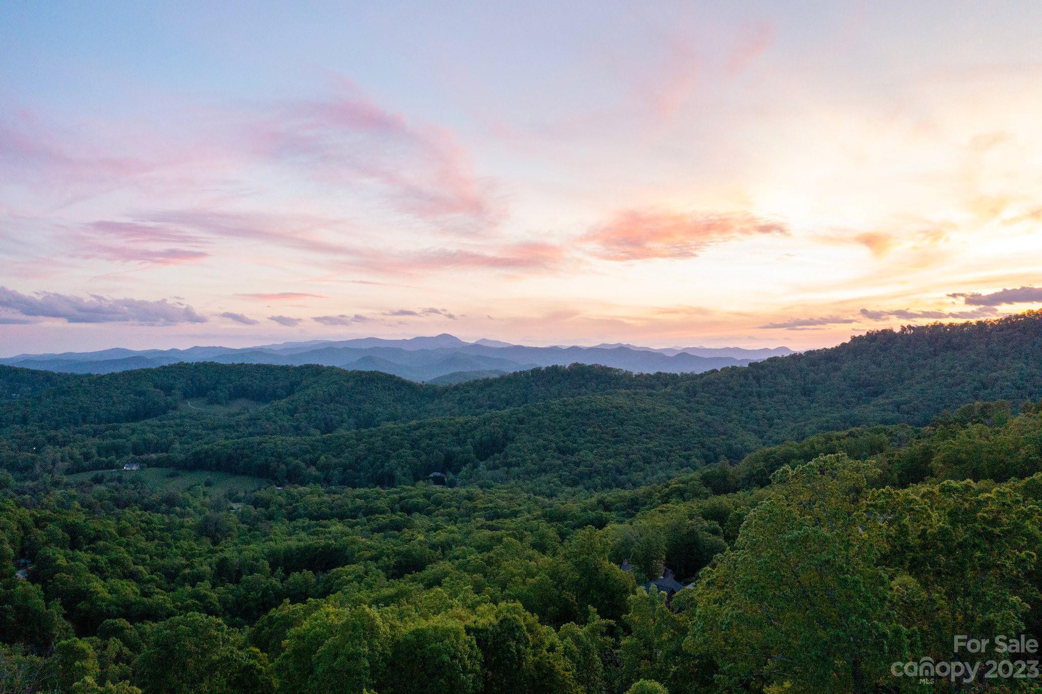 33 Windcliff Drive Asheville NC 28803