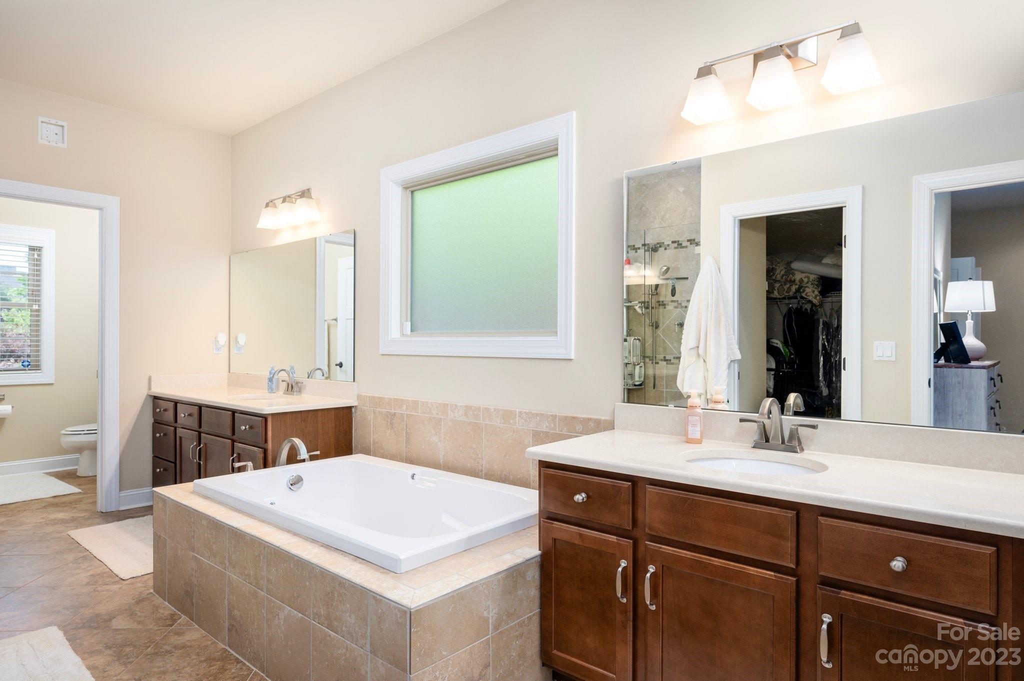 33 Windcliff Drive Asheville NC 28803