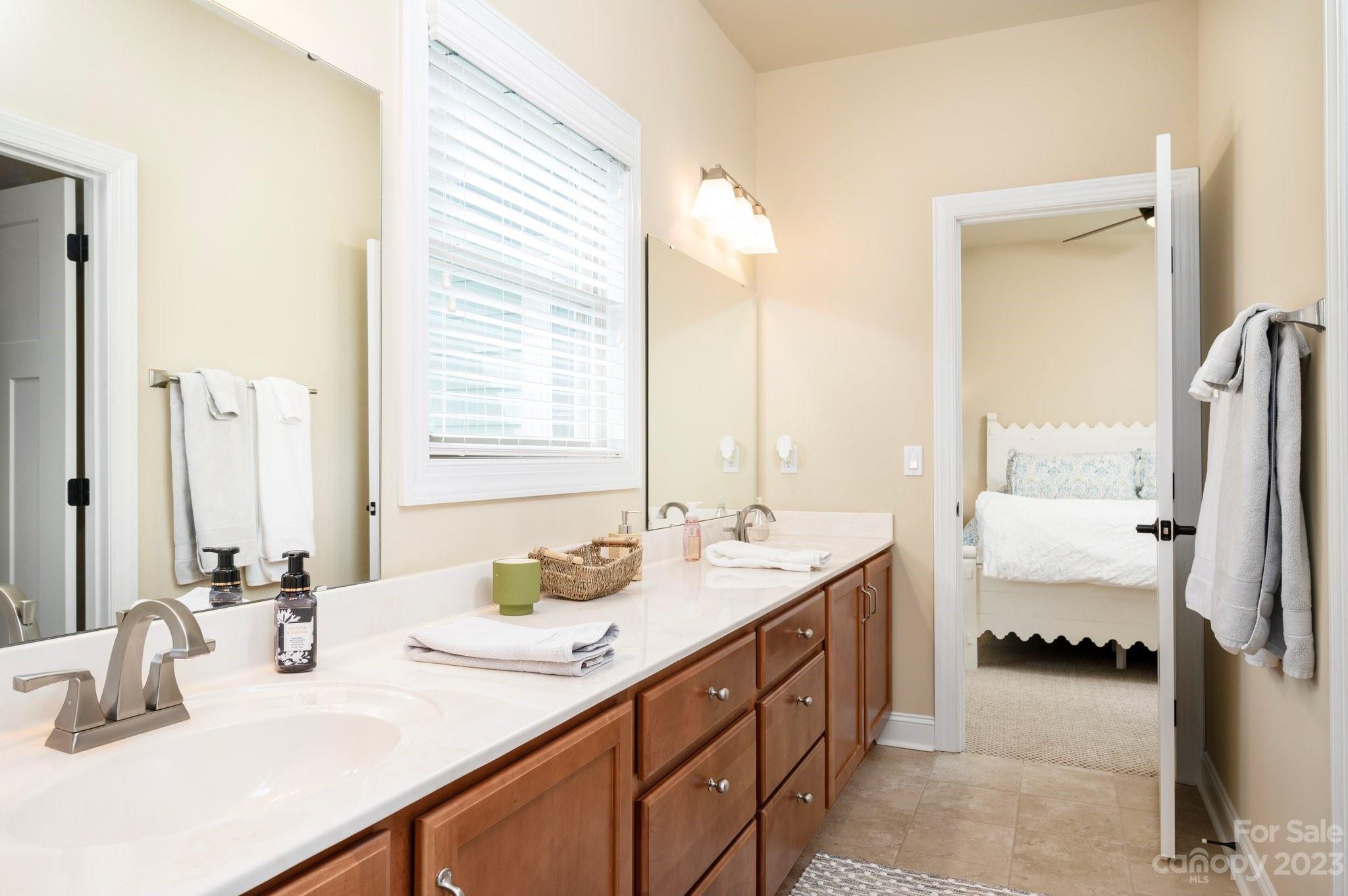 33 Windcliff Drive Asheville NC 28803