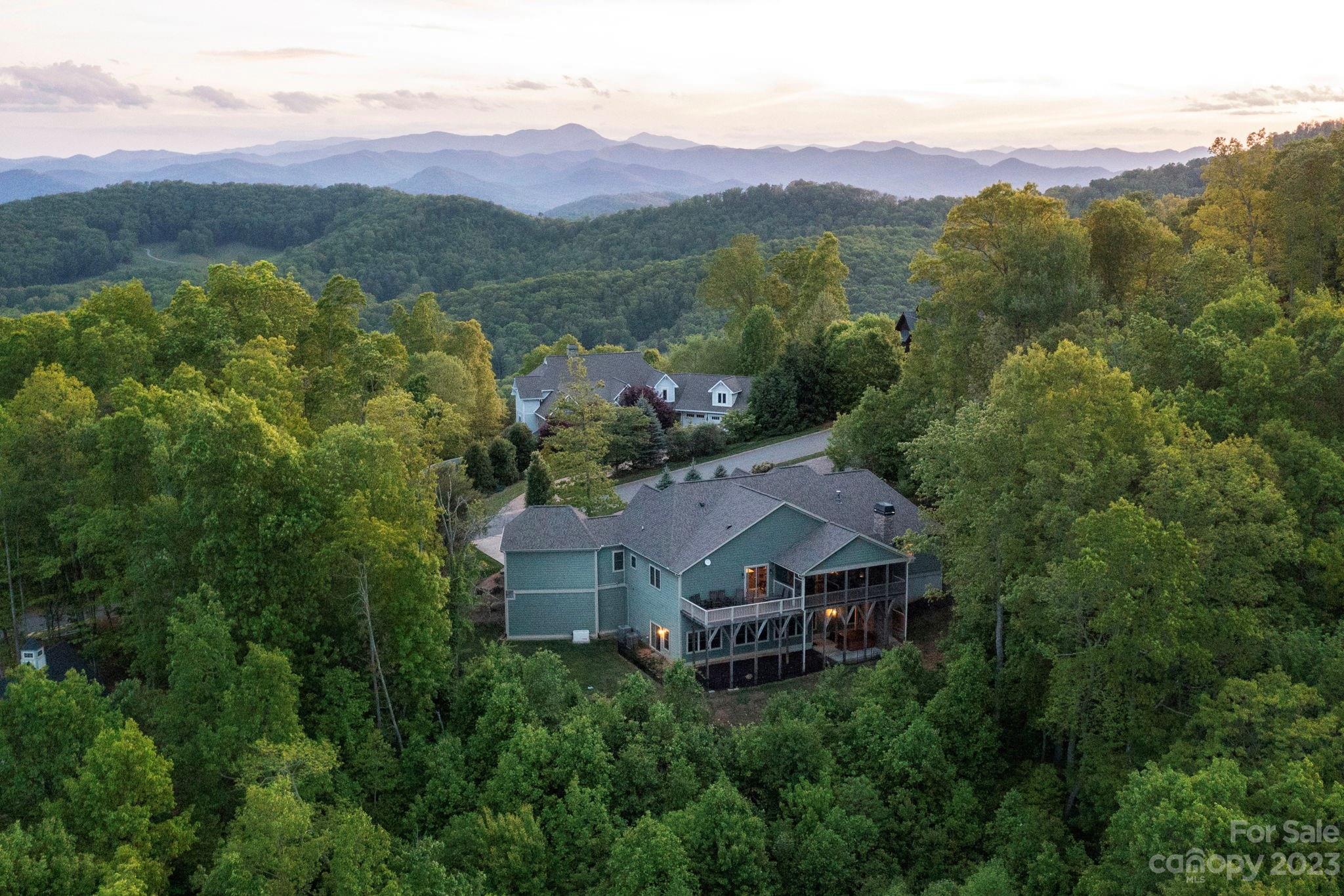 33 Windcliff Drive Asheville NC 28803