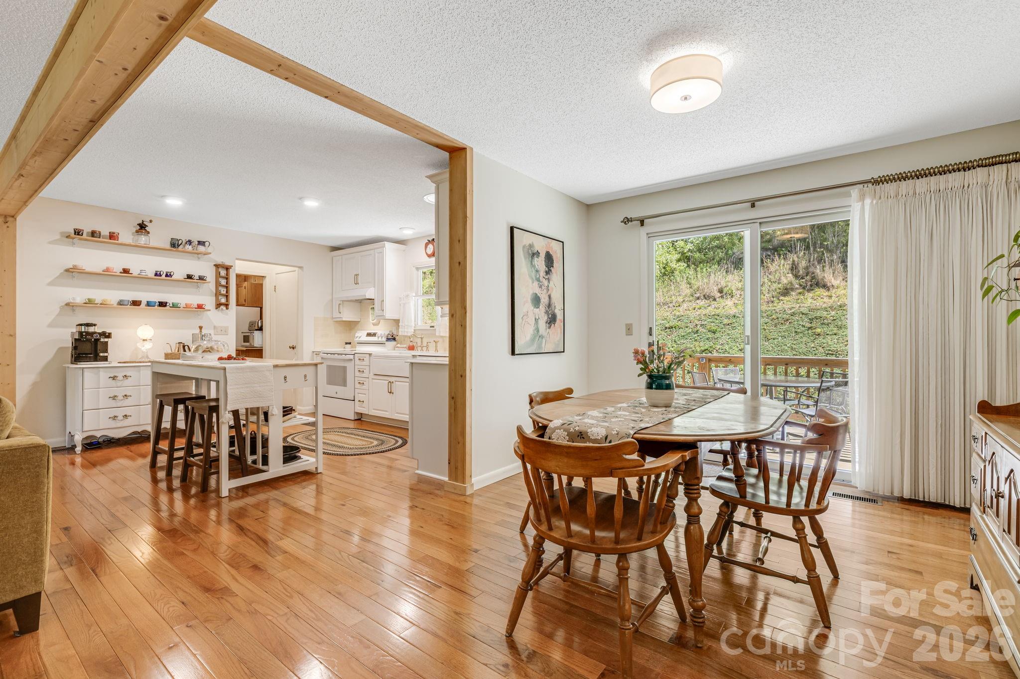753 Bolens Creek Road Burnsville NC 28714