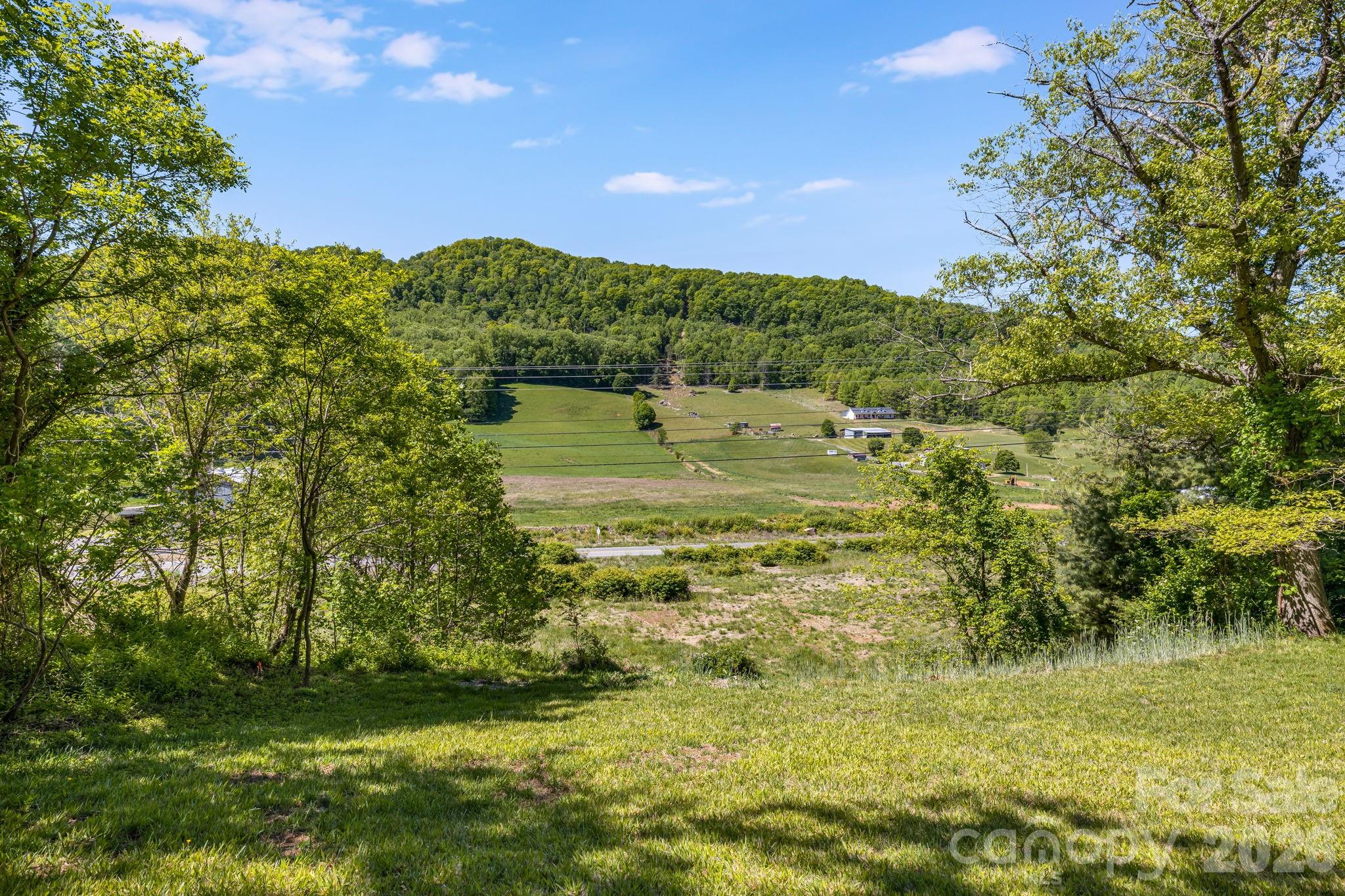 753 Bolens Creek Road Burnsville NC 28714