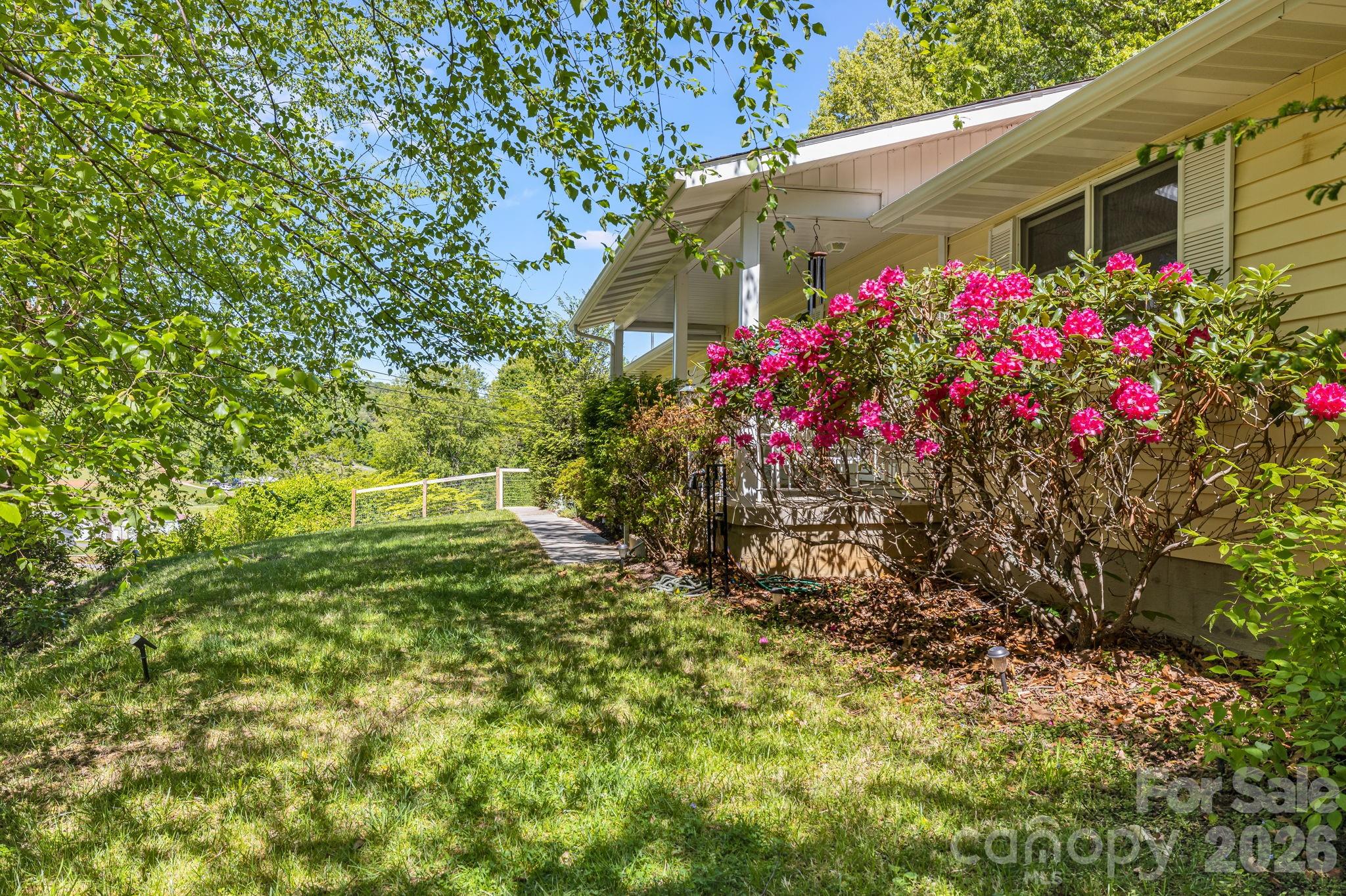 753 Bolens Creek Road Burnsville NC 28714