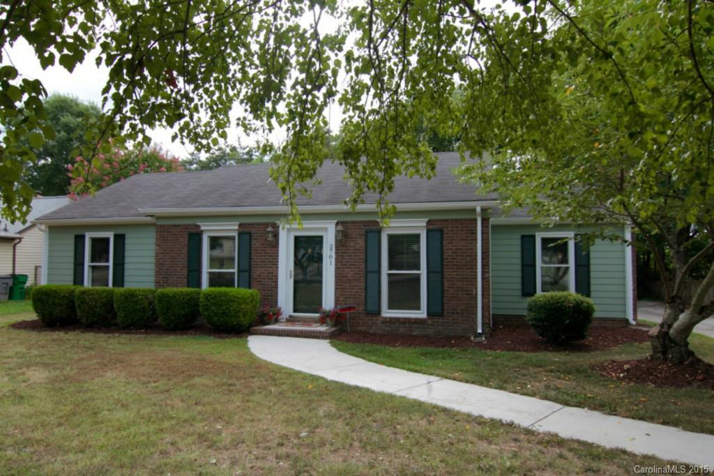 2701 Lytham Drive Charlotte NC 28210
