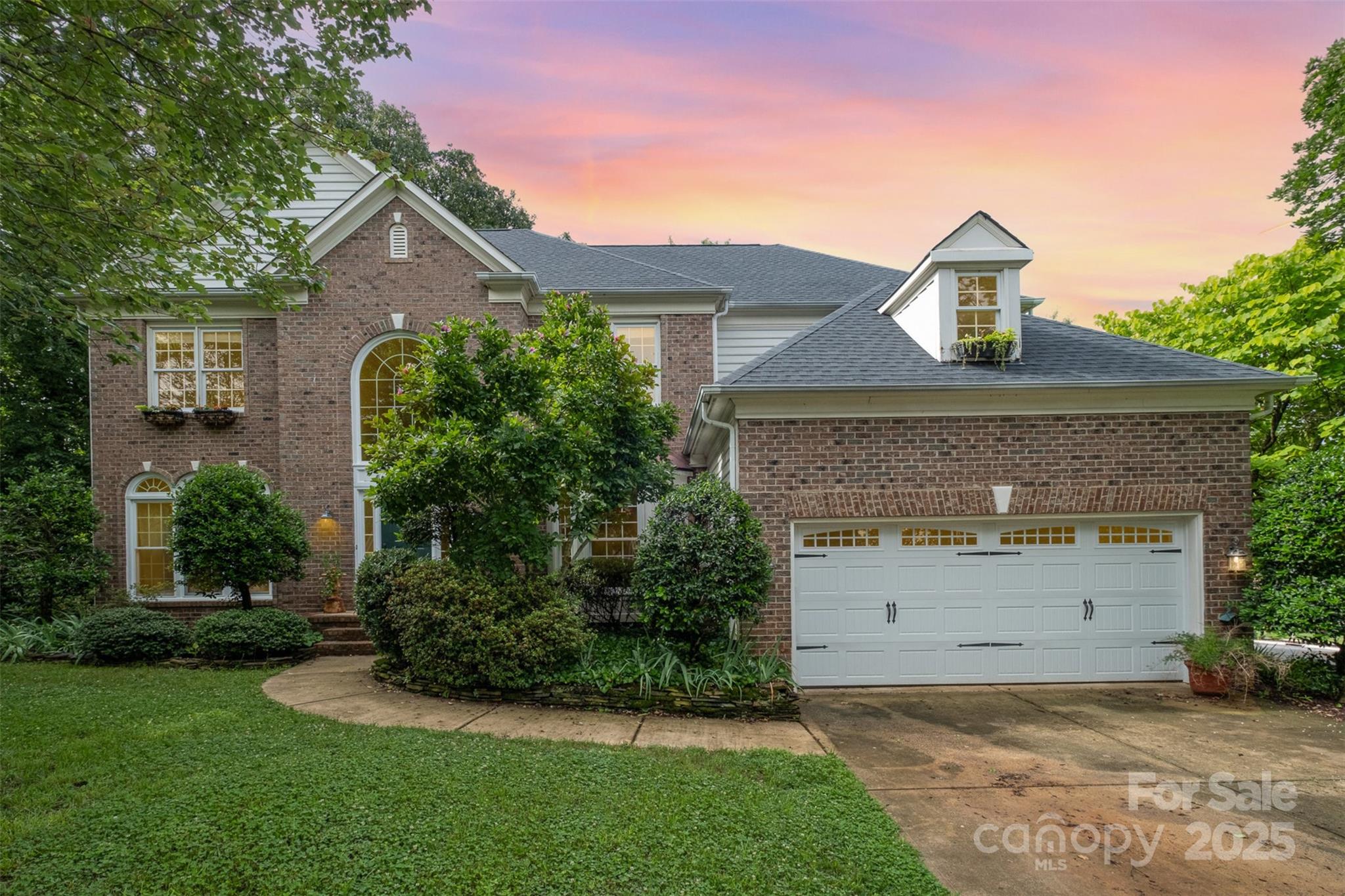 8219 Beardsley Drive Charlotte NC 28269