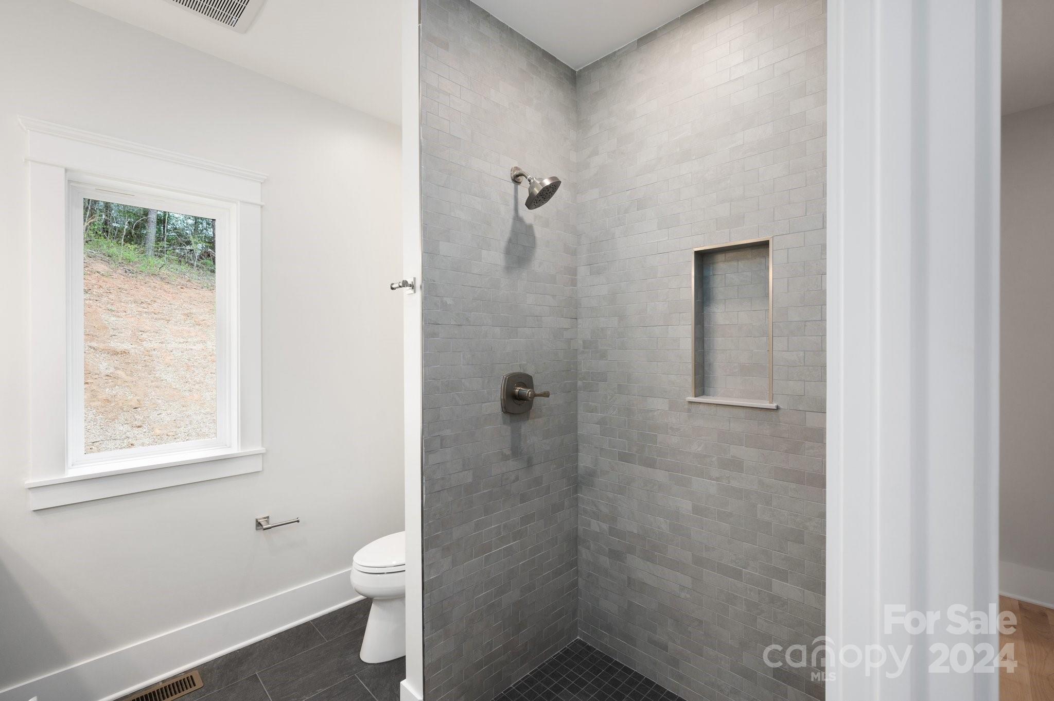 66 Nader Avenue Weaverville NC 28787