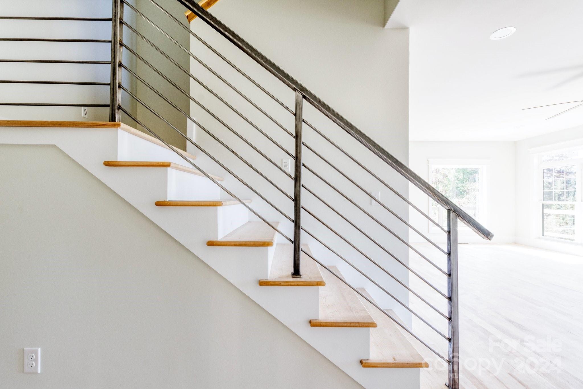 66 Nader Avenue Weaverville NC 28787