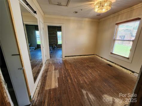 1004 S Ridge Avenue Kannapolis NC 28083