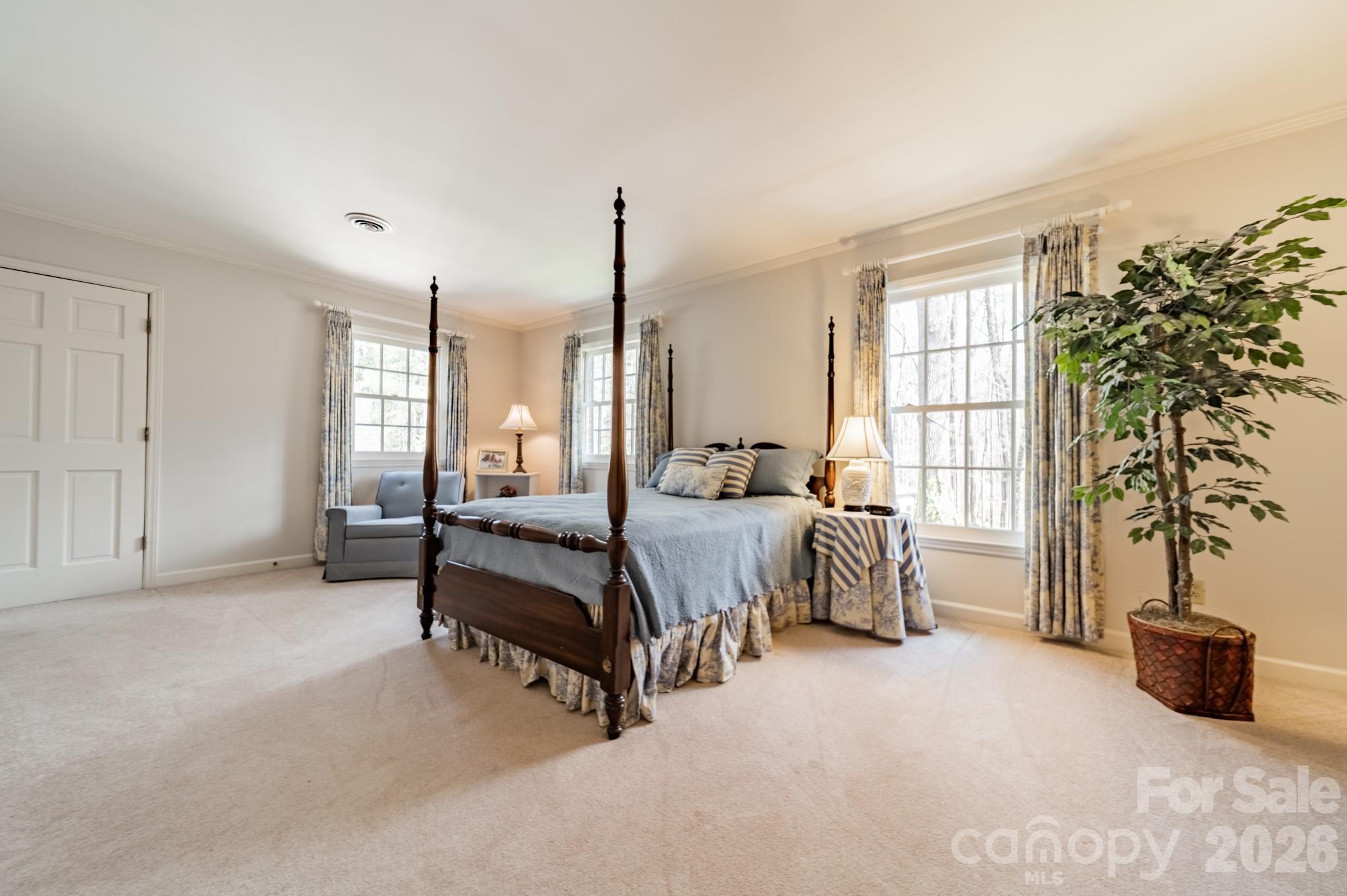 524 Windsor Place NE Concord NC 28025