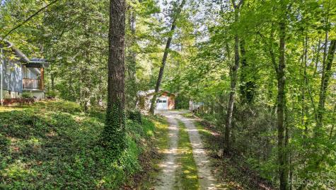 3048 Pine Cove Road Old Fort NC 28762