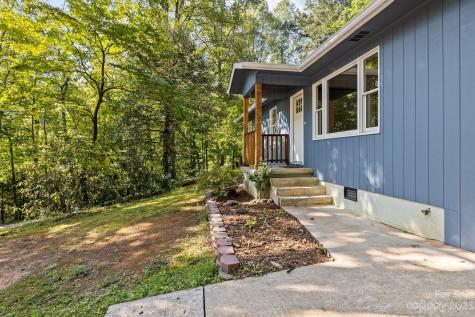 3048 Pine Cove Road Old Fort NC 28762