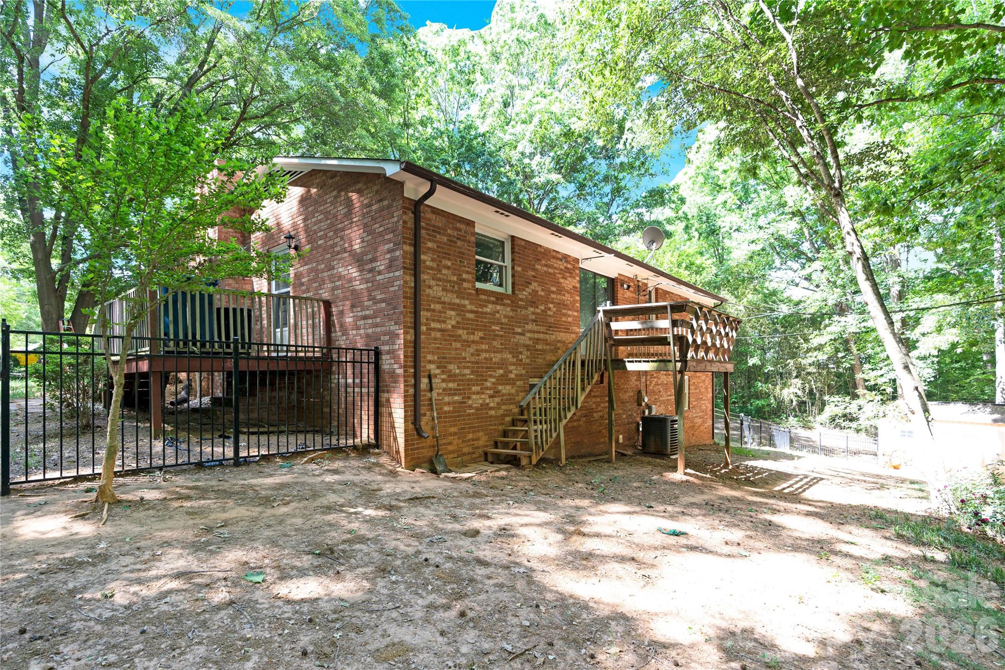 7065 Fieldcrest Lane Denver NC 28037