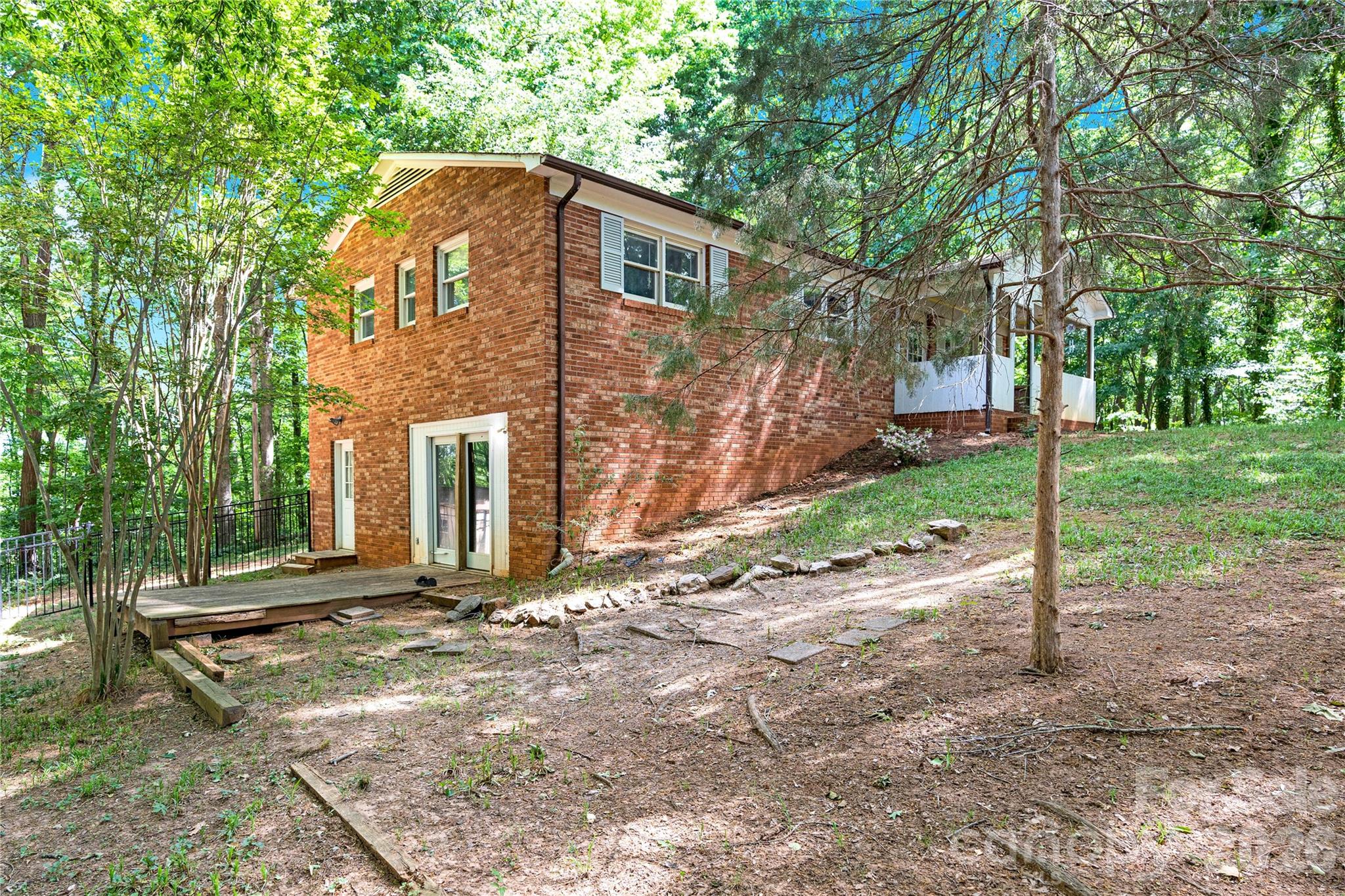 7065 Fieldcrest Lane Denver NC 28037