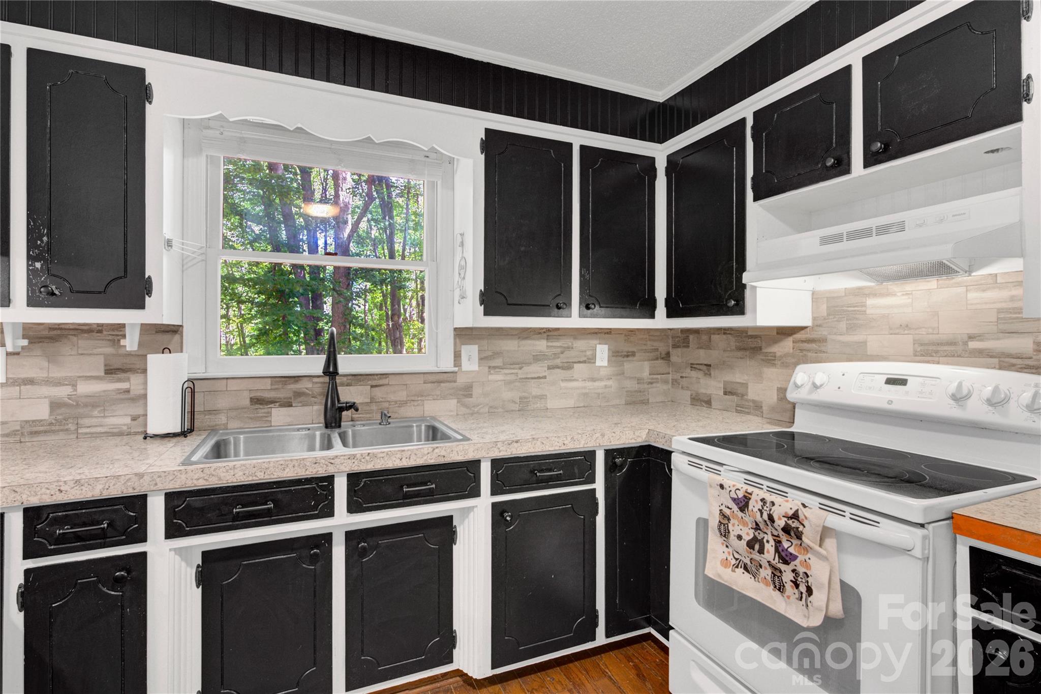 7065 Fieldcrest Lane Denver NC 28037